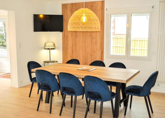 La Du Brittany Villa *